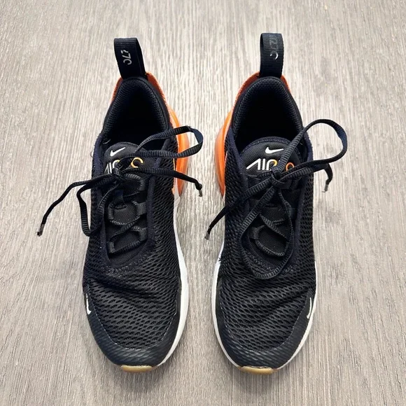 Nike Air Max 270 – Big Kids 2.5Y (Black / Orange) - Picture 4 of 10